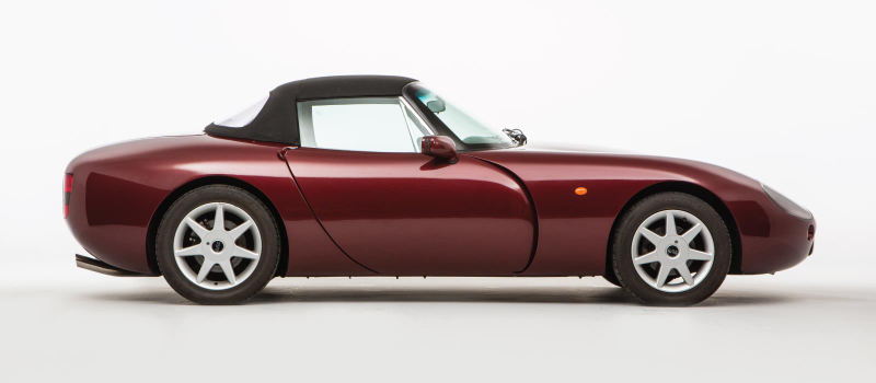 Illustration for article titled America Is Overrun With Nissan Skylines! But Why Not TVR Griffiths?